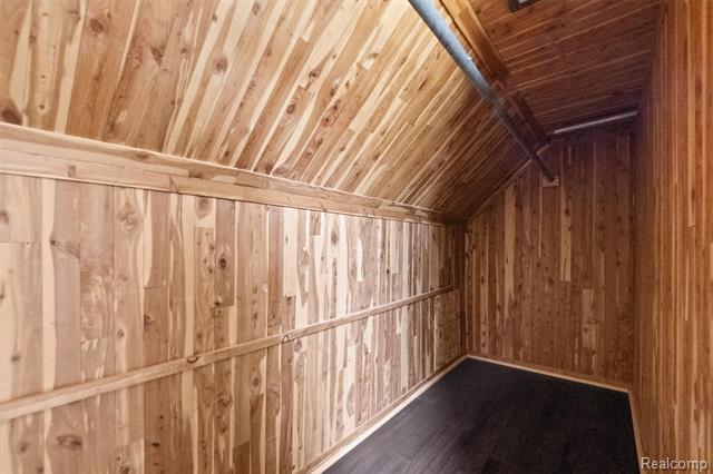 Builiding view twenty six for 13111 Nadine, Huntington Woods, MI. 48070