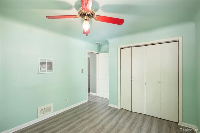 Builiding view thirteen for 205 Grove, Otisville, MI. 48463