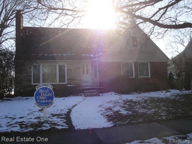 front view for 12703 Nadine Ave, Huntington Woods, Mi. 48070
