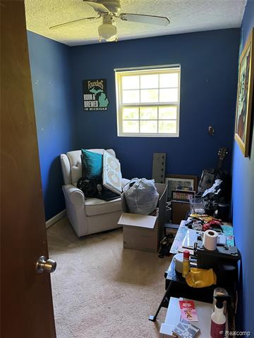 Builiding view nine for 7057 Lapeer, Davison, MI. 48423