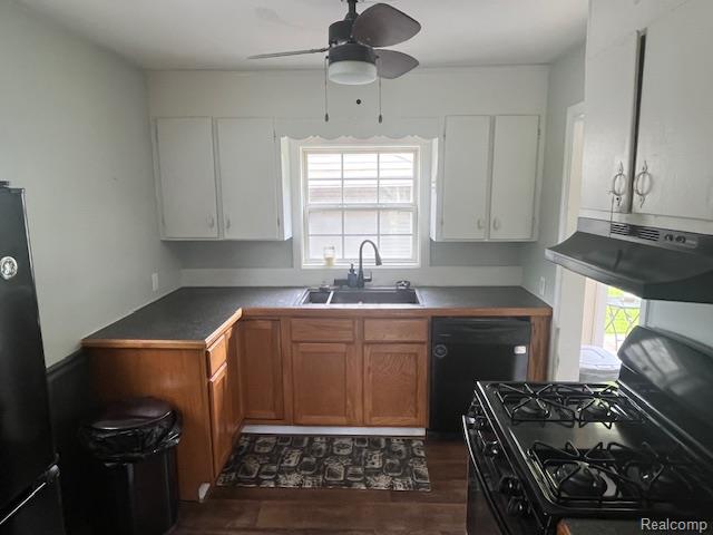 Builiding view ten for 7057 Lapeer, Davison, MI. 48423