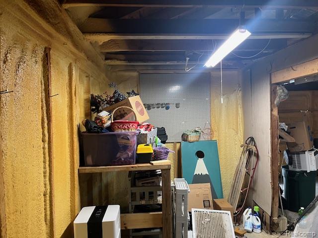 Builiding view twenty four for 7057 Lapeer, Davison, MI. 48423