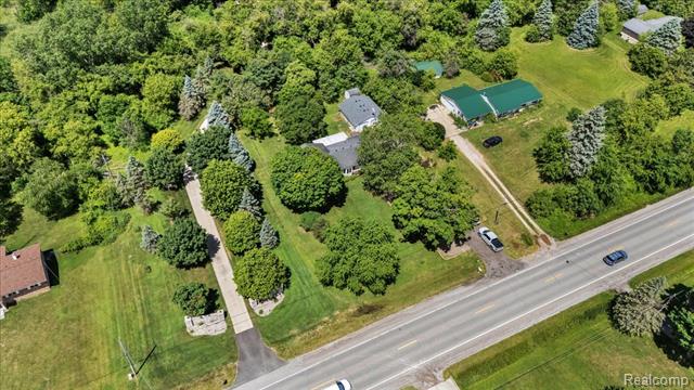 Builiding view fifty five for 3157 Irish, Davison, MI. 48423
