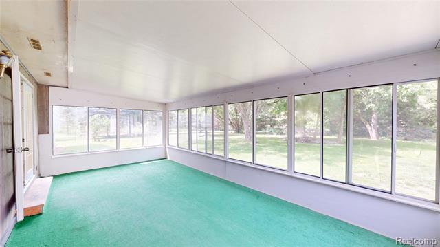 Builiding view twenty eight for 3157 Irish, Davison, MI. 48423