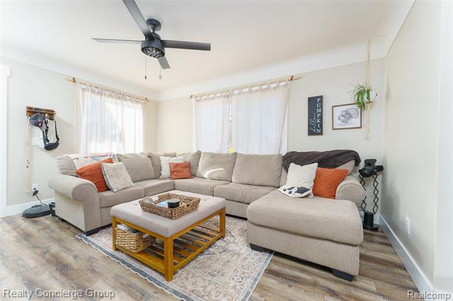 Builiding view eight for 104 John, Durand, MI. 48429