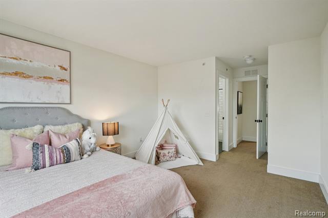 Builiding view twenty for 39675 Springwater, Northville, MI. 48168