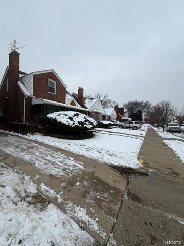 Builiding view seven for 9180 Hartwell, Detroit, MI. 48228