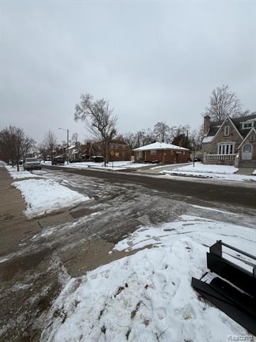 Builiding view six for 9180 Hartwell, Detroit, MI. 48228