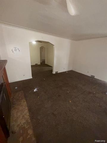 Builiding view sixteen for 9180 Hartwell, Detroit, MI. 48228