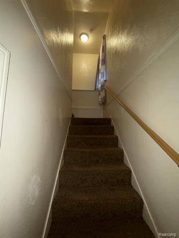 Builiding view thirty two for 9180 Hartwell, Detroit, MI. 48228