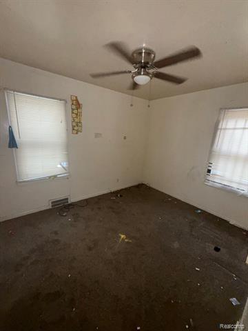 Builiding view twenty nine for 9180 Hartwell, Detroit, MI. 48228