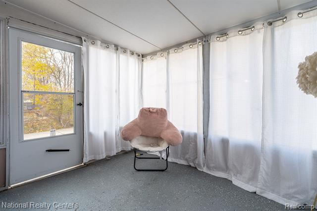 Builiding view nineteen for 19026 Curtis, Detroit, MI. 48219