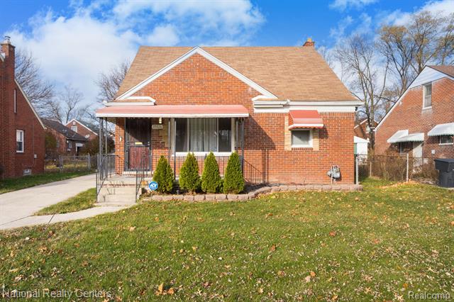 Builiding view one for 19026 Curtis, Detroit, MI. 48219