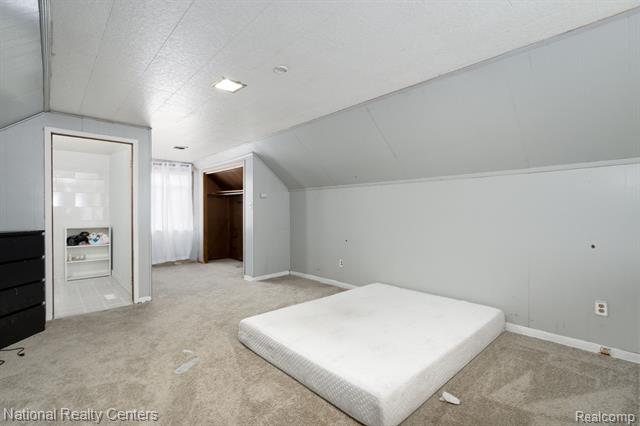 Builiding view twenty seven for 19026 Curtis, Detroit, MI. 48219