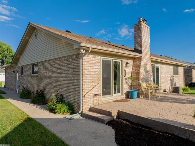 Builiding view forty eight for 47584 Mount Vesuvius, Macomb, MI. 48044