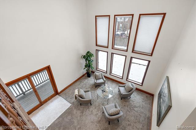 Builiding view thirty for 18645 Roselawn, Detroit, MI. 48221