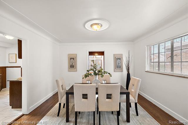 Builiding view twelve for 18645 Roselawn, Detroit, MI. 48221