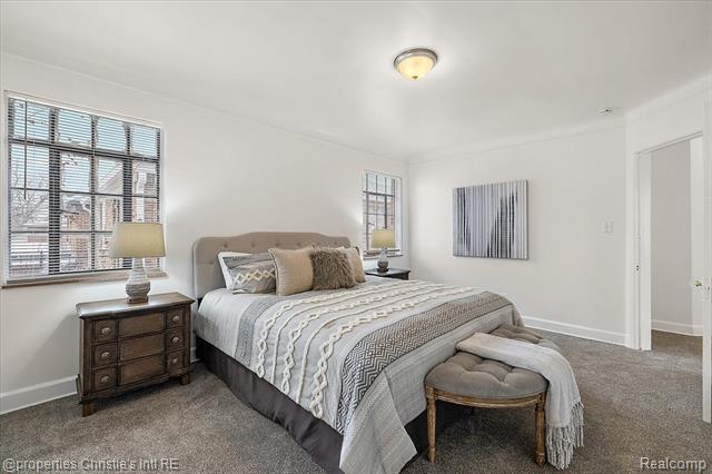 Builiding view twenty eight for 18645 Roselawn, Detroit, MI. 48221