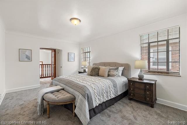 Builiding view twenty seven for 18645 Roselawn, Detroit, MI. 48221