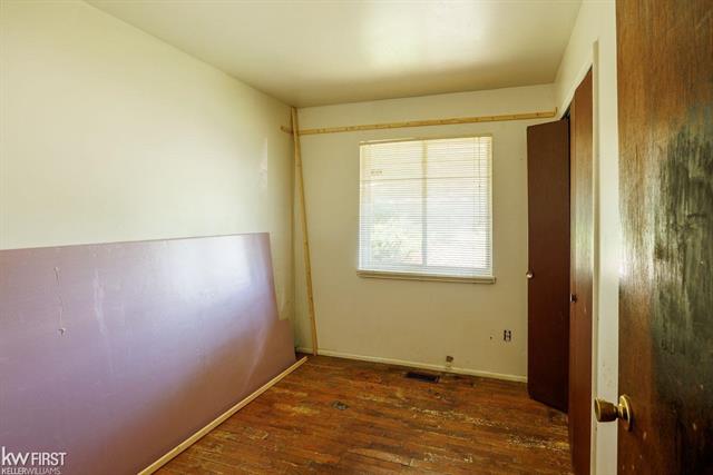 Builiding view ten for 1359 Princeton, Flint, MI. 48505