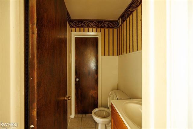 Builiding view twelve for 1359 Princeton, Flint, MI. 48505