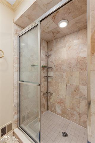 Builiding view eighteen for 1750 Vernier, Grosse Pointe, MI. 48236