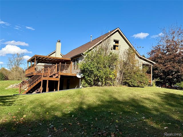 Builiding view thirty three for 835 Lake George, Attica, MI. 48412