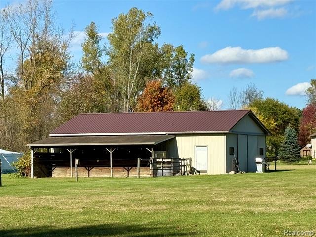 Builiding view thirty two for 835 Lake George, Attica, MI. 48412