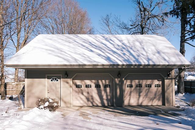 Builiding view fifty seven for 14 Cole St, Quincy, MI. 49082