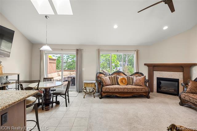 Builiding view fourteen for 14789 North Park, Utica, MI. 48315
