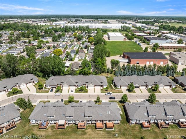 Builiding view two for 14789 North Park, Utica, MI. 48315
