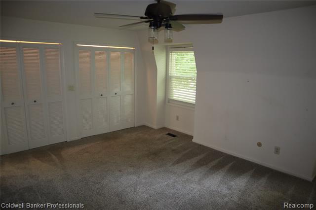 Builiding view twenty seven for 5435 Sycamore, Burton, MI. 48509