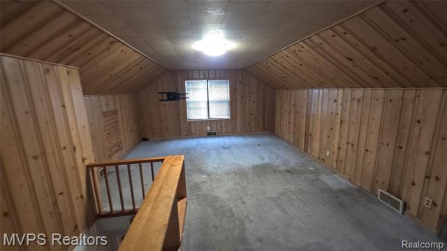 Builiding view fifteen for 15031 Eastburn, Detroit, MI. 48205