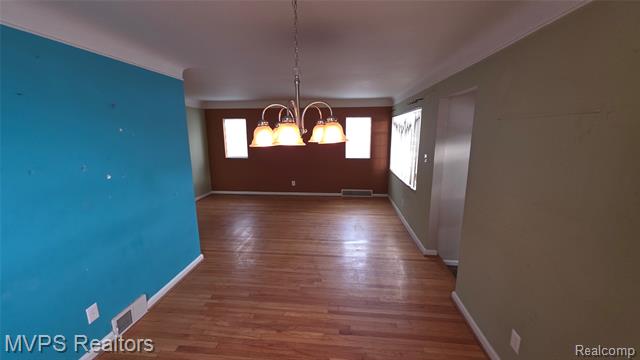 Builiding view seven for 15031 Eastburn, Detroit, MI. 48205