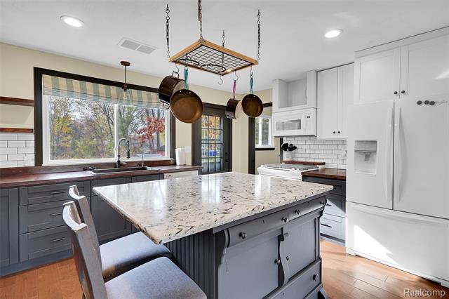 Builiding view nine for 5191 Pratt, Metamora, MI. 48455