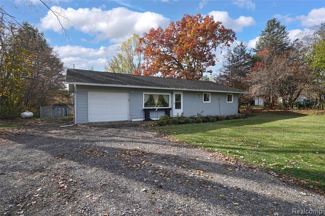 Builiding view one for 5191 Pratt, Metamora, MI. 48455