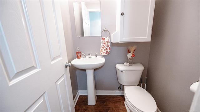 Builiding view forty five for 3955 Hogback, Fowlerville, MI. 48836