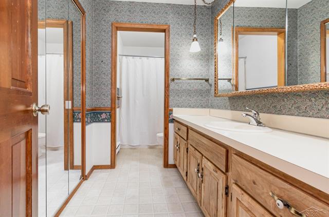 Builiding view eleven for 9150 Greenway, Saginaw, MI. 48609