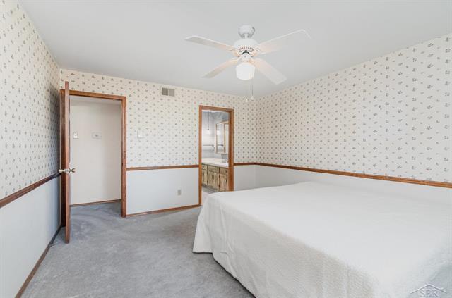 Builiding view ten for 9150 Greenway, Saginaw, MI. 48609