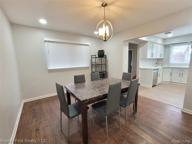 Builiding view eleven for 14710 Loretta, Oak Park, MI. 48237