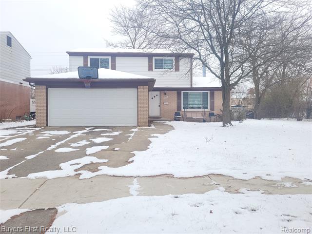 Builiding view thirty for 14710 Loretta, Oak Park, MI. 48237