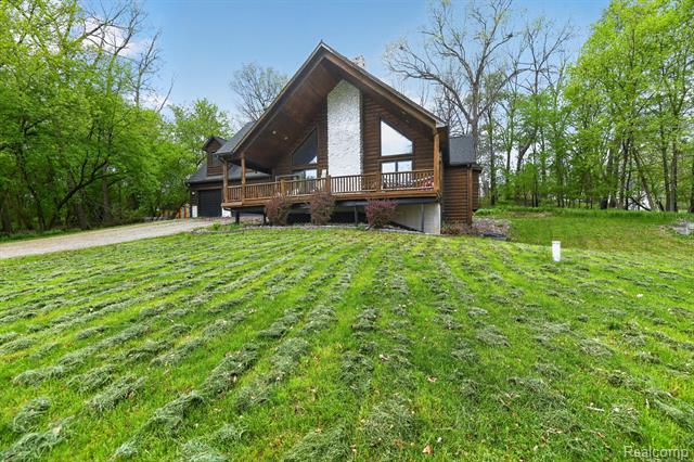 Builiding view five for 3845 Lake Lapeer, Metamora, MI. 48455