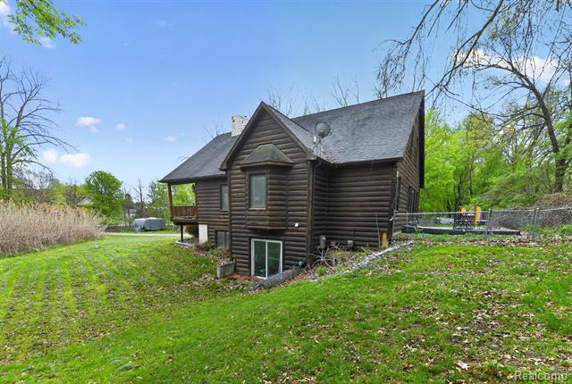 Builiding view forty eight for 3845 Lake Lapeer, Metamora, MI. 48455