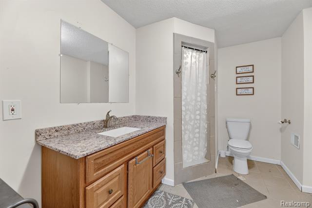 Builiding view forty two for 3845 Lake Lapeer, Metamora, MI. 48455