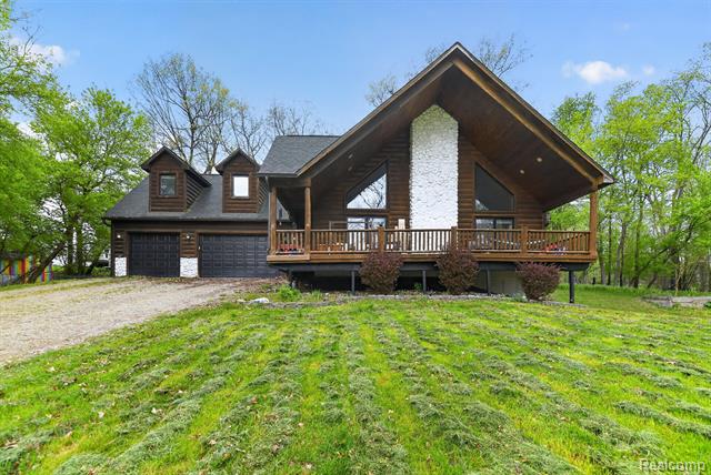 Builiding view four for 3845 Lake Lapeer, Metamora, MI. 48455