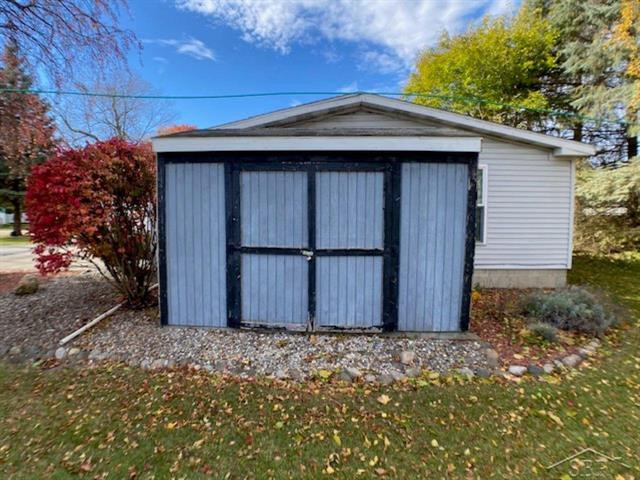 Builiding view nineteen for 9926 Center St, Reese, MI. 48757