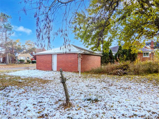 Builiding view seven for 5801 Oakman, Detroit, MI. 48204