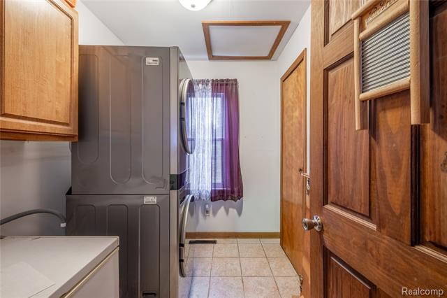 Builiding view eighteen for 12402 Mccumsey Rd., Clio, MI. 48420