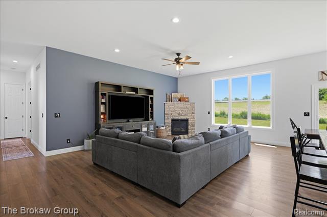 Builiding view fourteen for 5363 Pebble Beach, Metamora, MI. 48455