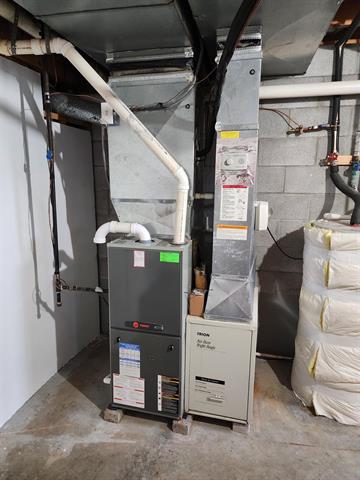 Builiding view fifty two for 3400 Sturgeon Rd, Midland, MI. 48640